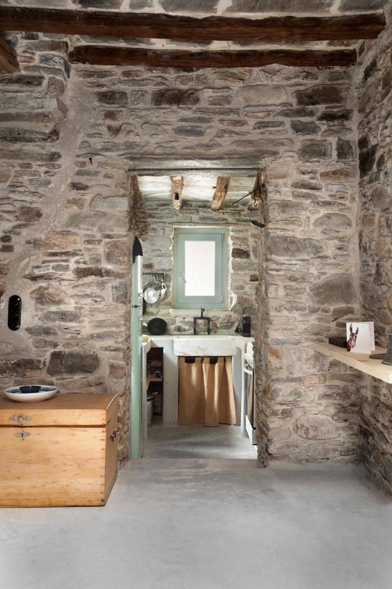 Onos Eco Living Villa Mési Rum bild