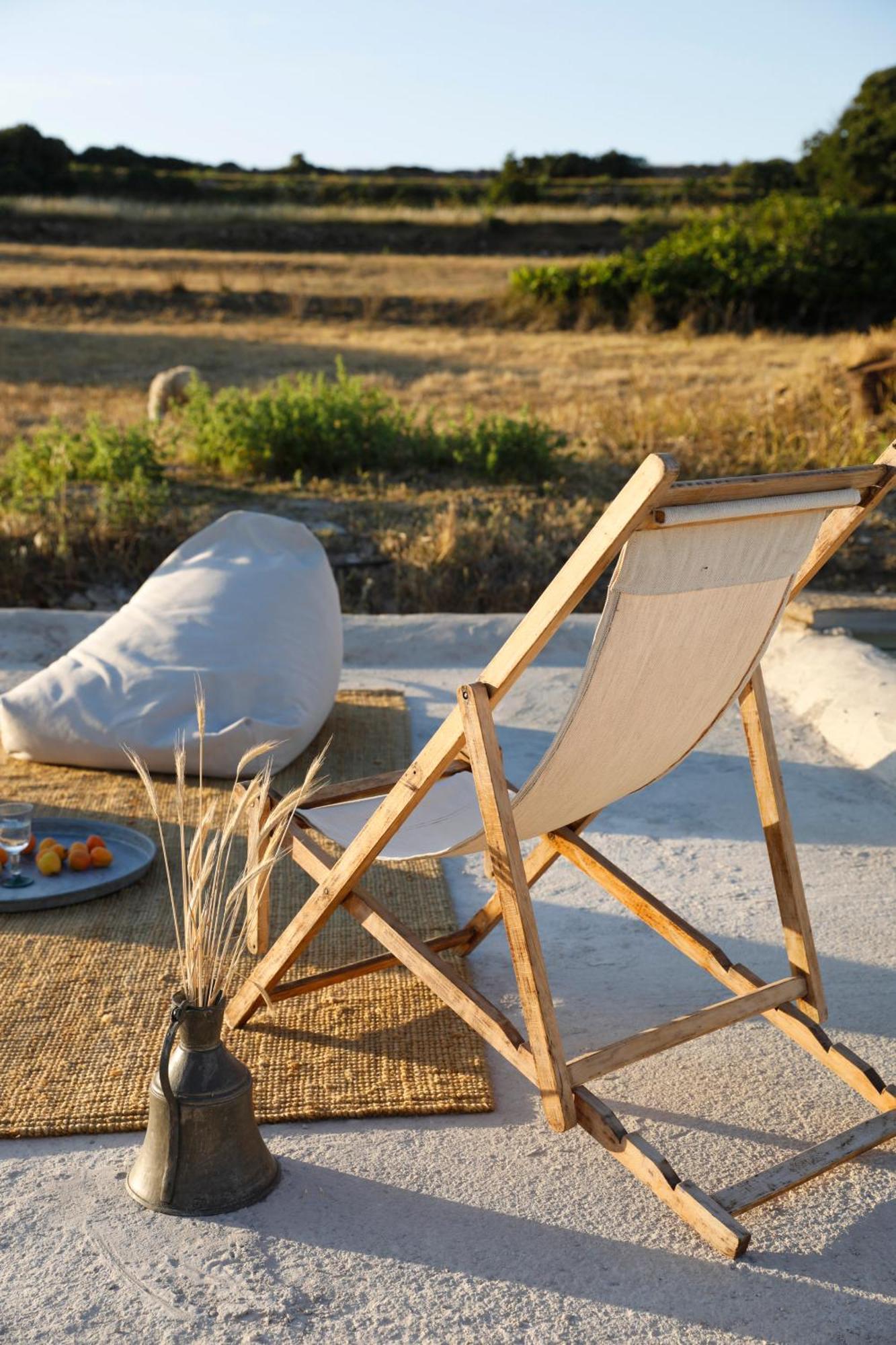 Onos Eco Living Villa Mési Rum bild