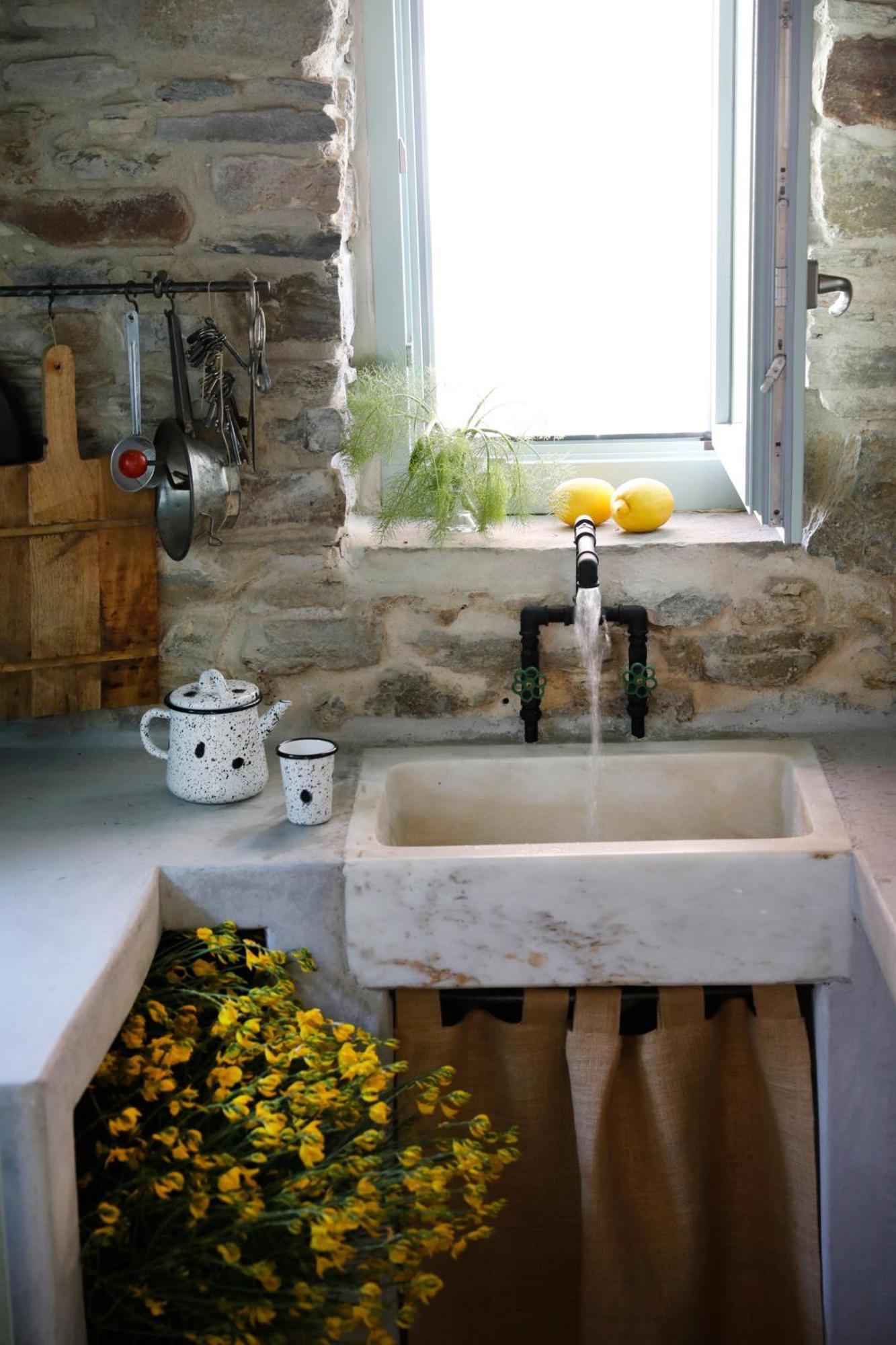 Onos Eco Living Villa Mési Rum bild